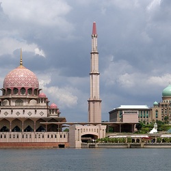 Пазл: Мечеть Путра в Путраджайе, Малайзия