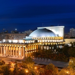 Пазл: Новосибирский театр оперы и балета