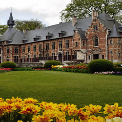 Пазл: Замок Гротбейгарден в Бельгии