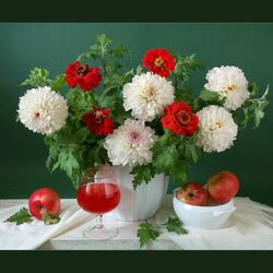 Пазл: Букет цветов и яблоки