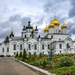 Пазл: Богоявленско-Анастасиин монастырь