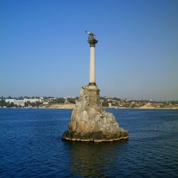 Пазл: Севастополь. Памятник затопленным кораблям