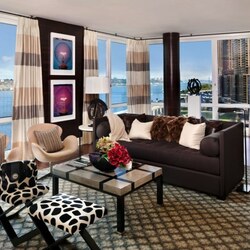 Пазл: Красивый вид из окна