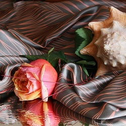 Пазл: Натюрморт с розой