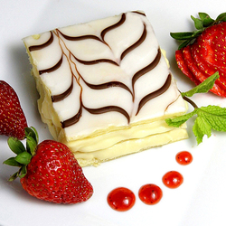 Пазл: Десерт с ягодами