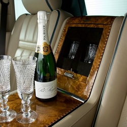 Пазл: В лимузине