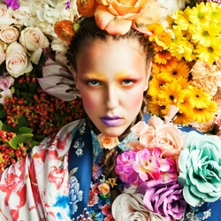 Пазл: Цветы в цветах