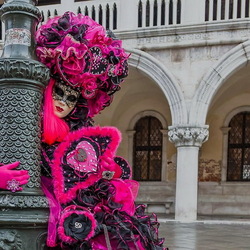 Пазл: Венецианская маска