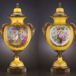 Пазл: Антикварные вазы