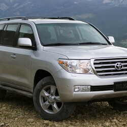 Пазл: Тойота Лэнд Крузер 200