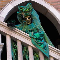 Пазл: Венецианская маска