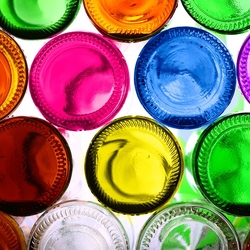 Пазл: Цветное дно бутылок