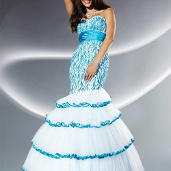 Пазл: Дизайнерское платье 