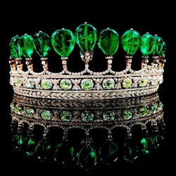 Пазл: Диадема с изумрудами