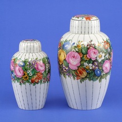 Пазл: Антикварные вазы