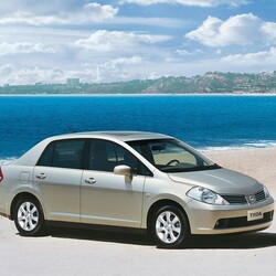 Пазл: Ниссан Тиида