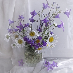 Пазл: Букетик полевой