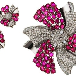 Пазл: Ювелирное украшение Герцогини Виндзорской