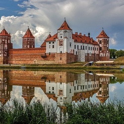 Пазл: Мирский замок