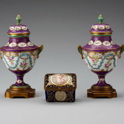 Пазл: Антикварный фарфор