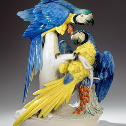 Пазл: Фарфоровая статуэтка