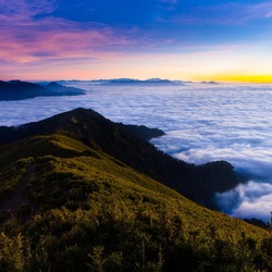 Пазл: Горы в облаках 