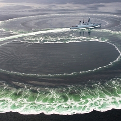 Пазл: Поздравление от моряков