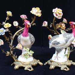 Пазл: Фарфоровые статуэтки