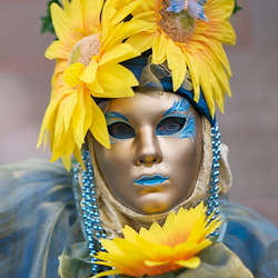 Пазл: Венецианская маска