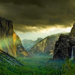 Пазл: Тучи в горах 