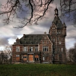 Пазл: Дворец Врача