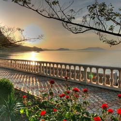 Пазл: Набережная 