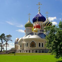 Пазл: Храм святого князя Игоря Черниговского в Ново-Переделкино