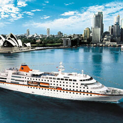 Пазл: Круизный лайнер на фоне Сиднея