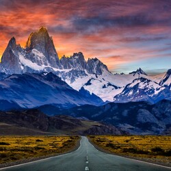 Пазл: Дорога в горы   