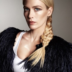 Пазл: Дженьюэри Джонс