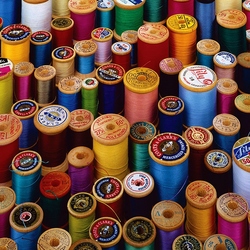 Пазл: Нитки