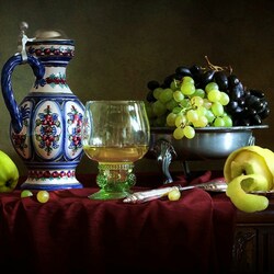 Пазл: С яблоками и виноградом 
