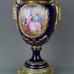 Пазл: Антикварная ваза