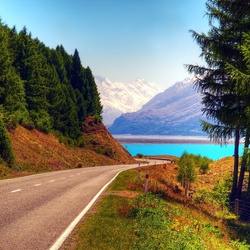 Пазл: К озеру 