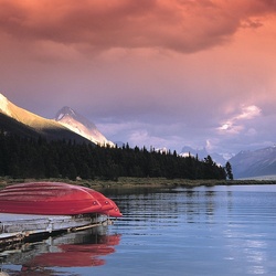 Пазл: Озеро в горах  
