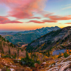 Пазл: Рассвет в горах    