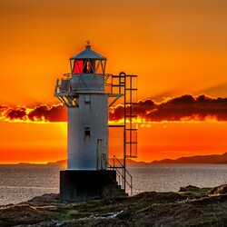 Пазл: Маяк на закате 