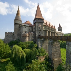 Пазл: Замок Корвинов