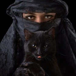 Пазл: В черном