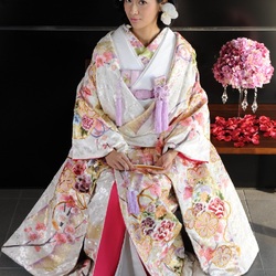 Пазл: Свадебное кимоно