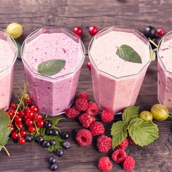 Пазл: Молочно-ягодные коктейли