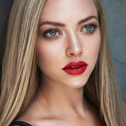 Пазл: Аманда Сейфрид