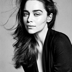 Пазл: Эмилия Кларк 