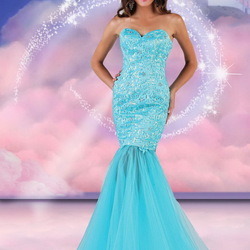 Пазл: Дизайнерское платье 